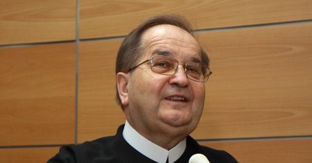 Ojciec Rydzyk narzeka w swojej telewizji: "Człowiek ciągle żebrze i żebrze. Nie jest tak łatwo prosić o pieniądze!"