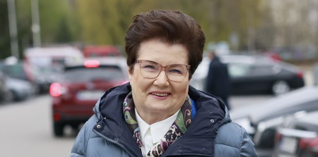 Hanna Gronkiewicz-Waltz pochwaliła się ZDJĘCIEM Z MŁODOŚCI. Bardzo się zmieniła? (FOTO)