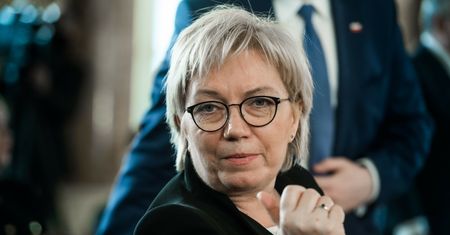 KE apeluje ws. wniosku do TK. Julia Przyłębska zabiera głos