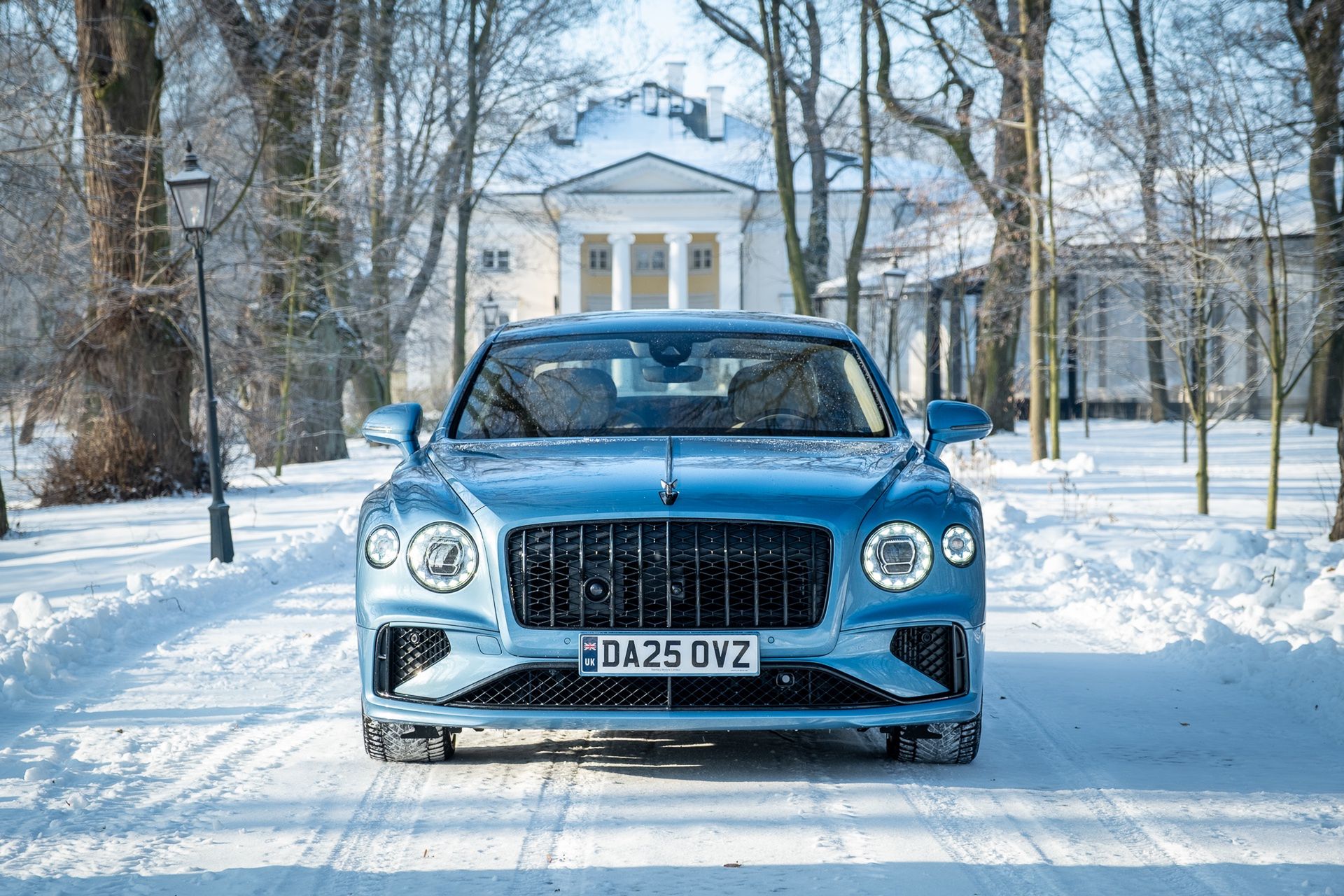Bentley Flying Spur Azure (2026)