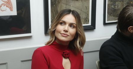 Marta Żmuda Trzebiatowska w czerwieni. Pokazała się w zmysłowej odsłonie