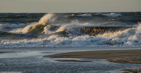 Alert na terenie woj. pomorskiego. Plaże zamknięte. "Nie zbliżaj się"
