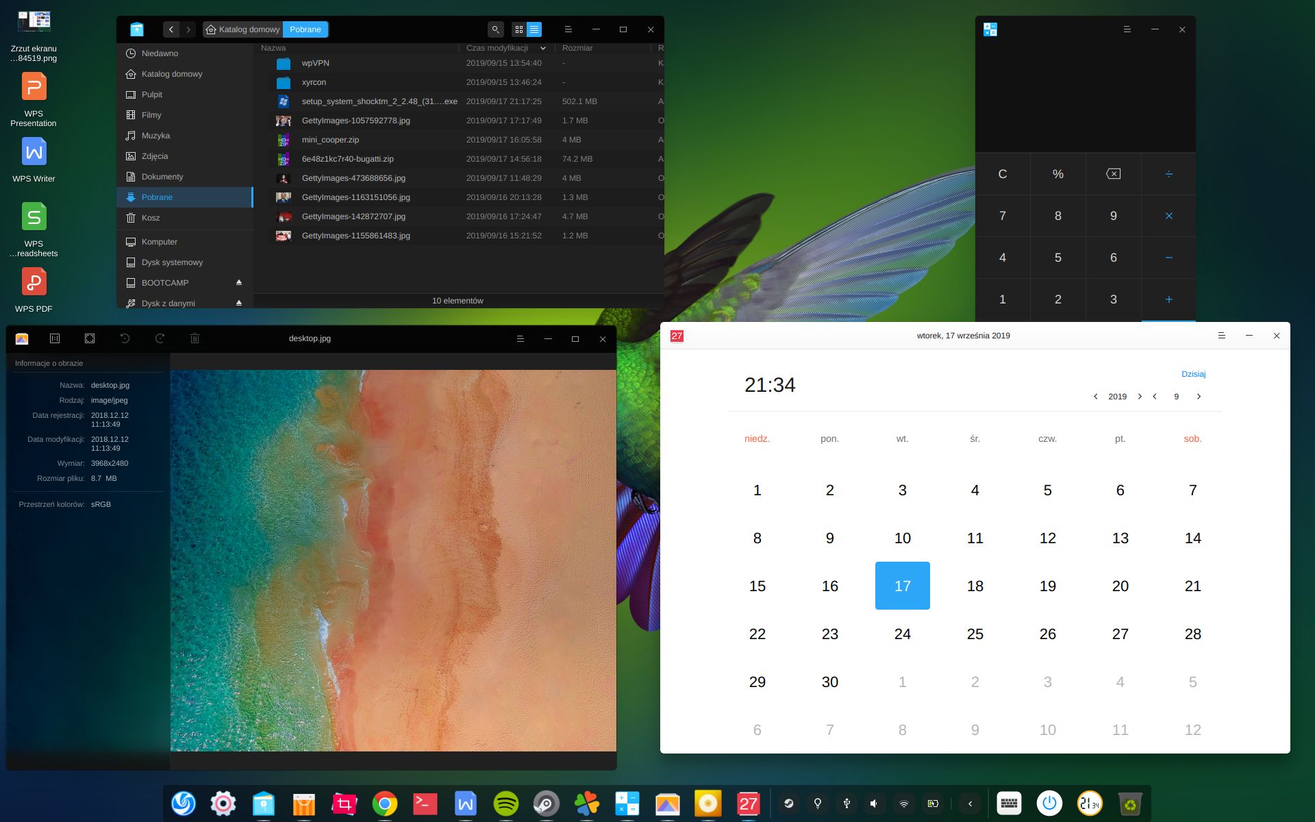 Kilka programów systemu Deepin: menedżer plików, podgląd zdjęć, kalendarz i kalkulator