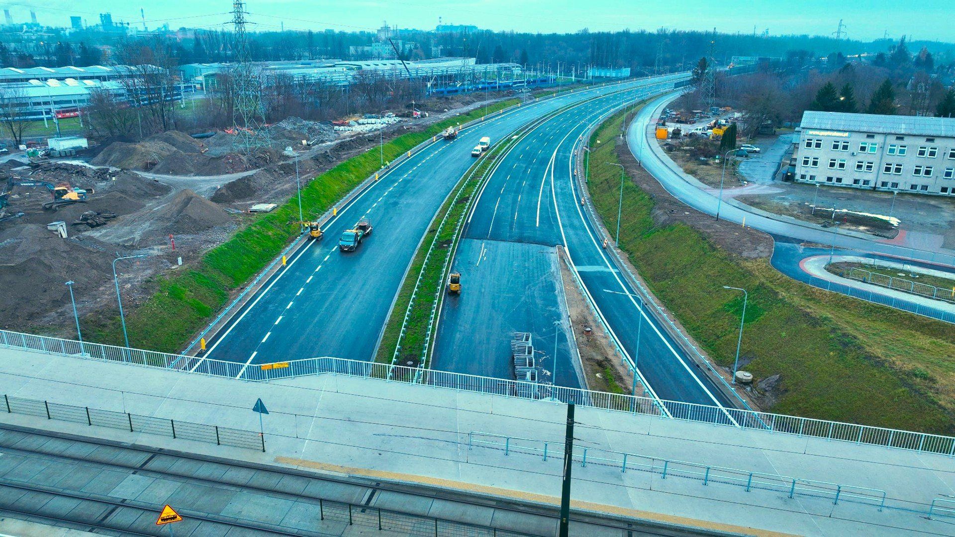 Trwają ostatnie prace przed otwarciem odcinka S7 od węzłą Nowa Huta do węzła Grębałów