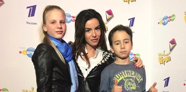 Córka Julii z zespołu Tatu ma już 22 lata. Viktoria to wykapana mama (ZDJĘCIA)