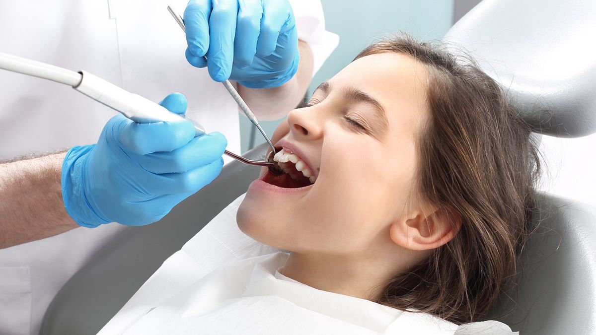 Zapalenie jamy ustnej u dziecka to często rozpoznawana dolegliwość.