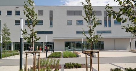 Wrocław. Koronawirus. COVID-19 znów na Fieldorfa. Zamknięty oddział neurologii