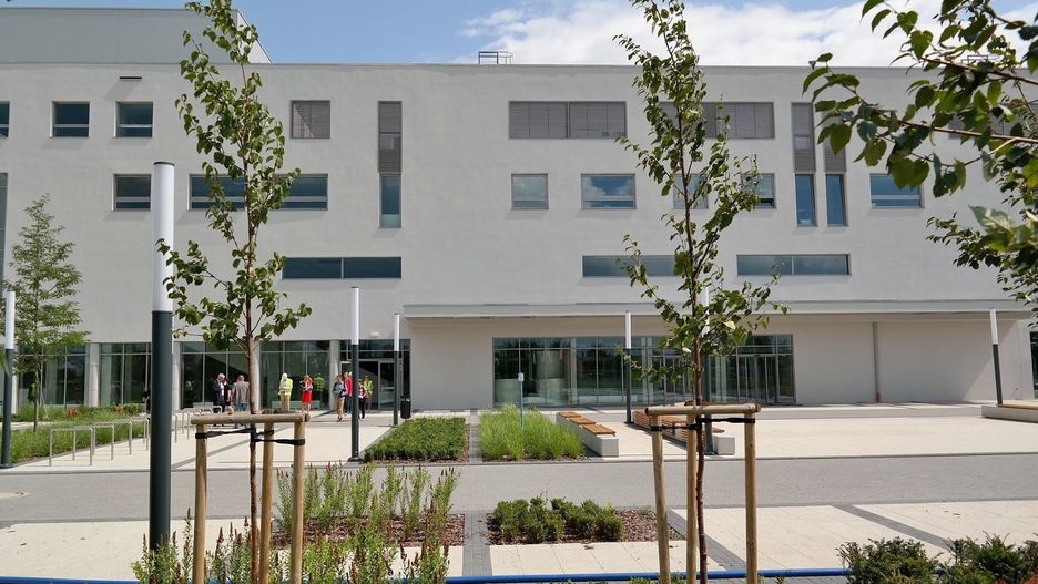 Wrocław. Koronawirus. COVID-19 znów w szpitalu przy ul. Fieldorfa