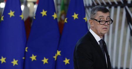 Czeski premier ponownie mierzy się z oskarżeniami. Komisja Europejska podejrzewa konflikt interesów