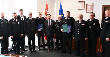 Strażak roku 2024 i strażacy miesiąca nagrodzeni