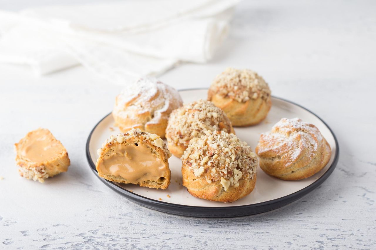 Ptysie z masą kajmakową – domowe słodkości na Tłusty Czwartek