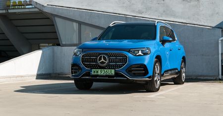 Test: elektryczny Mercedes GLB - więcej gwiazdek, auto wytrzyma