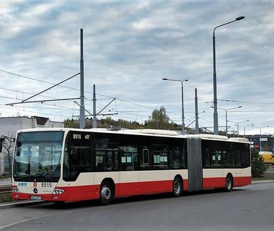 Gdańsk. Wiózł pasażerów bez prawa jazdy