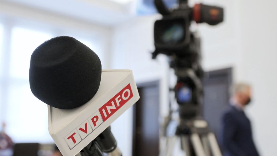 Afera mailowa. Dziennikarka TVP: "byłoby dobrze znaleźć rodzinę osoby chorej psychicznie" 