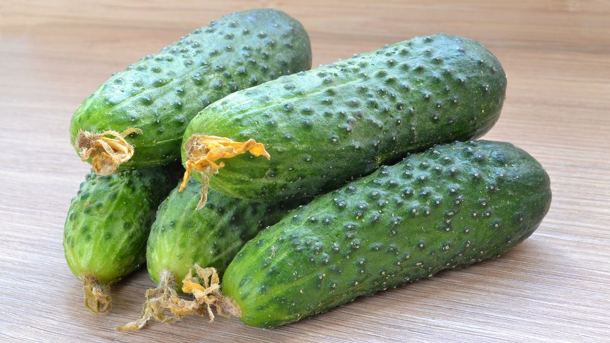 Nigdy nie wyrzucam przerośniętych ogórków. Robię z nich pyszny obiad dla całej rodziny