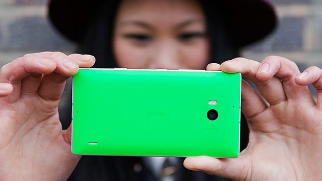 Lumia 940 - wycieka specyfikacja. Będzie miała wygięty ekran? 1