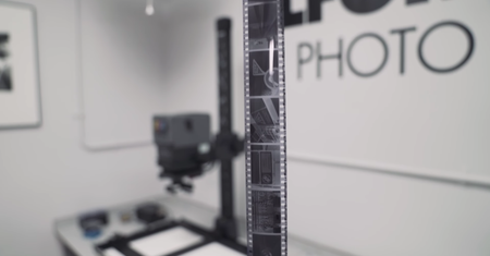 Ilford pokazuje jak wywołać czarno-biały film we własnym domu