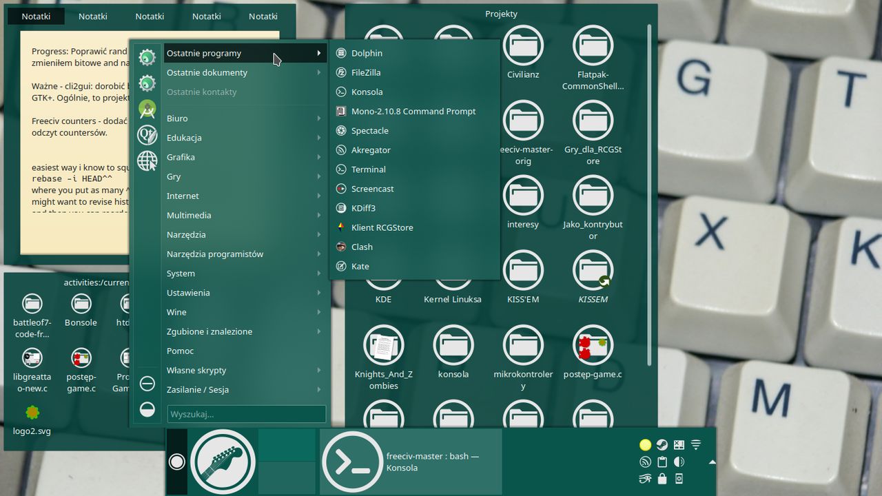 Co mi w OpenSUSE się podoba - Aktywność do programowania z wysuniętym menu (proszę zwrócić uwagę na lewy dok paska programów)
