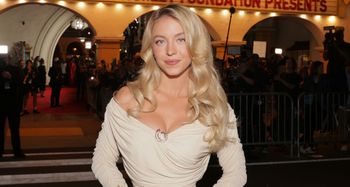 Gdzie wysłali brata aktorki? Widok munduru wywołał spekulacje