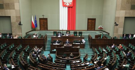 Najnowszy sondaż WP. PiS traci poparcie. Czarzasty: Trzeba walczyć o głosy