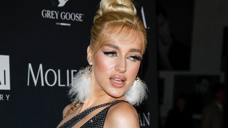 Caroline Derpieński drwi z babci