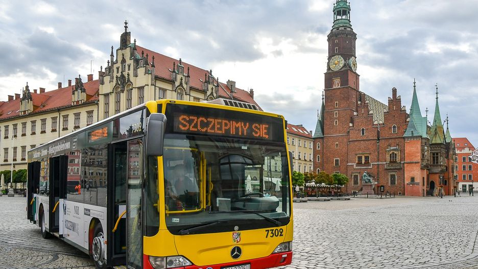 autobus MPK Wrocław koronawirus Szczepimy się