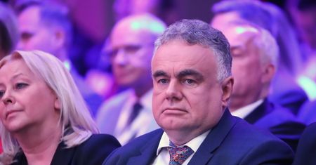 Dziennikarz chciał się bić z posłem. "Co ja mogę?"