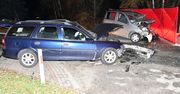 Żółków: Kierowca toyoty zjechał na czołówkę z oplem. 38-latek zginął na miejscu, dwie osoby zostały ranne