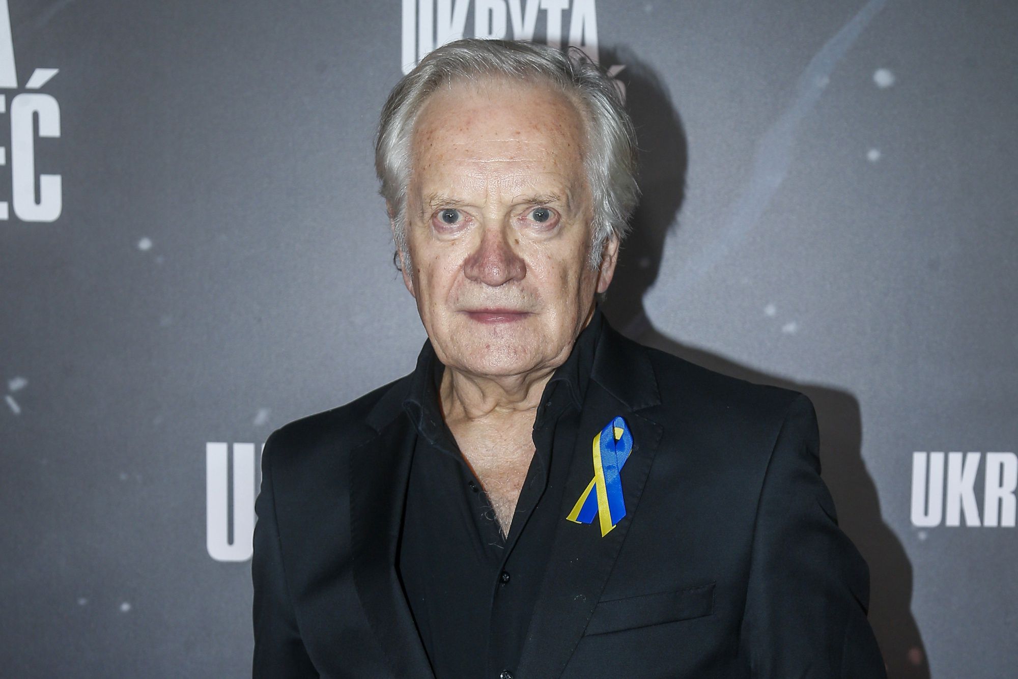 Andrzej Seweryn na premierze filmu "Ukryta sieć"