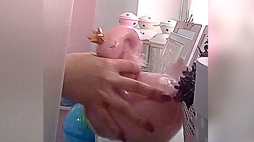 Sprzątaczka okradła dziecko