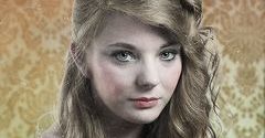 Romantyczna fryzura nie tylko na wesele