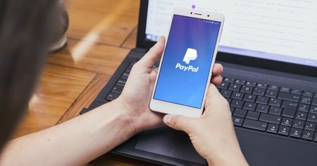 PayPal zmienił umowę. UOKiK wszczął postępowanie