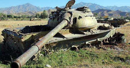 Rosjanie zniszczyli swój supernowoczesny czołg T-90M. To nie był przypadek