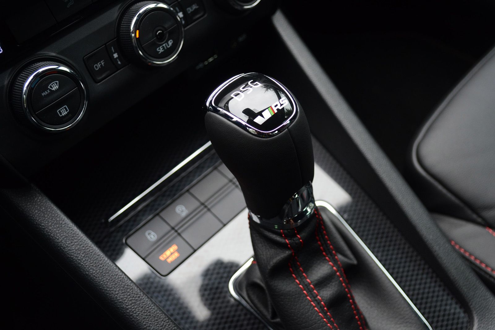 Test Škoda Octavia RS 2.0 TSI – men in black 30