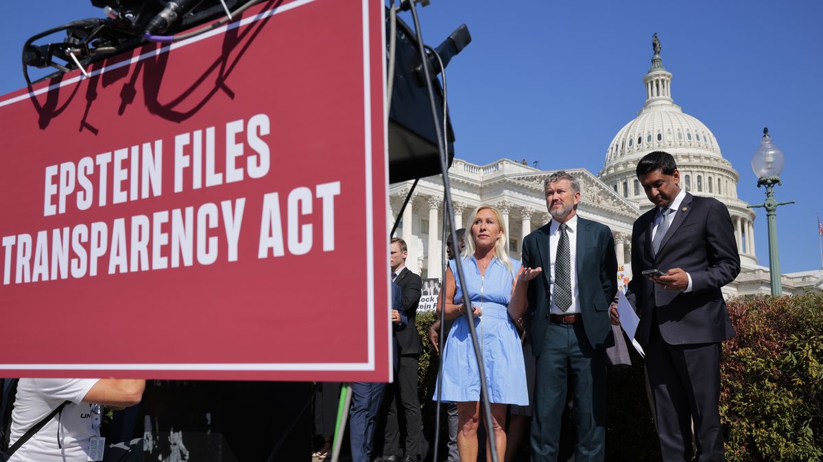WASHINGTON, DC - SEPTEMBER 03: (L-R) U.S. Rep. Marjorie Taylor Greene (R-SC), Rep. Thomas Massie (R-KY) and Rep. Ro Khanna (D-CA) look on during a news conference with alleged victims of disgraced financier and sex trafficker Jeffrey Epstein outside the U.S. Capitol on September 03, 2025 in Washington, DC. Massie and Khanna have introduced the Epstein List Transparency Act to force the federal government to release all unclassified records from the cases of Epstein and his associate, Ghislaine Maxwell. (Photo by Chip Somodevilla/Getty Images)