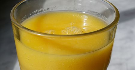 Usuwa obrzęki i pobudza lepiej niż filiżanka espresso. Zrobisz z trzech składników