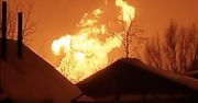 Rosyjski gazociąg stanął w ogniu. Ogień widziany z daleka