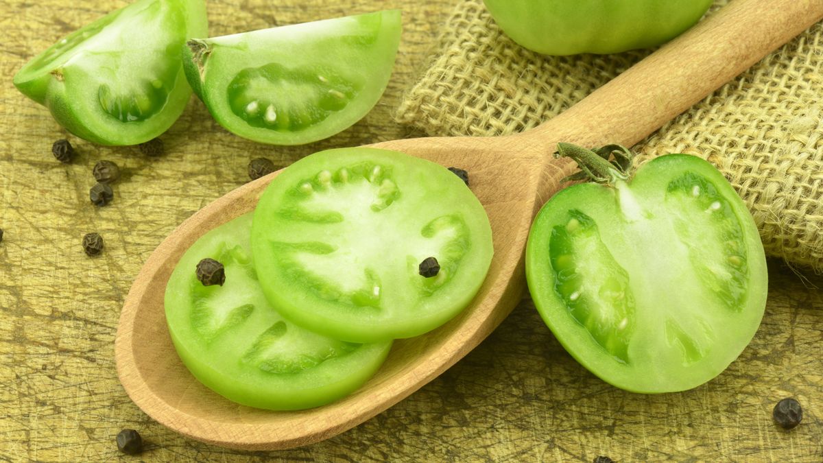 Zielone pomidory są idealne na przetwory. 