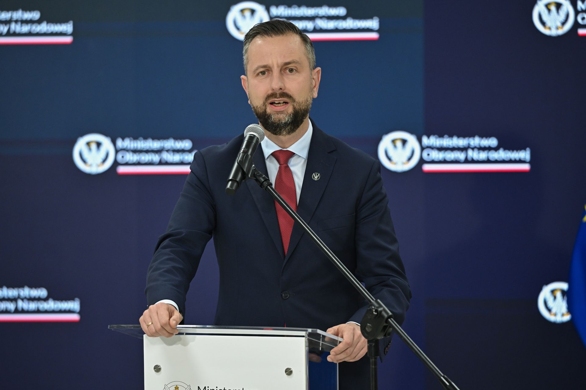 wiadomości,aktualności,WP Wiadomości USA wycofują część wojsk z Europy. Szef MON zabrał głos