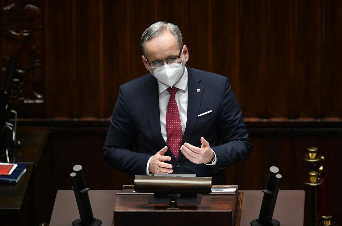 Wystąpienie ministra zdrowia Adama Niedzielskiego w Sejmie. "Czeka nas trudny miesiąc"