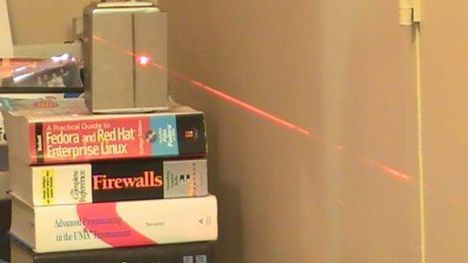 Laserowy system zabezpieczeń w Twoim domu! [wideo] 1