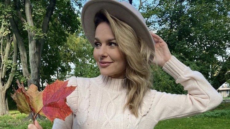 Paulina Sykut-Jeżyna w idealnej sukience z dzianiny 