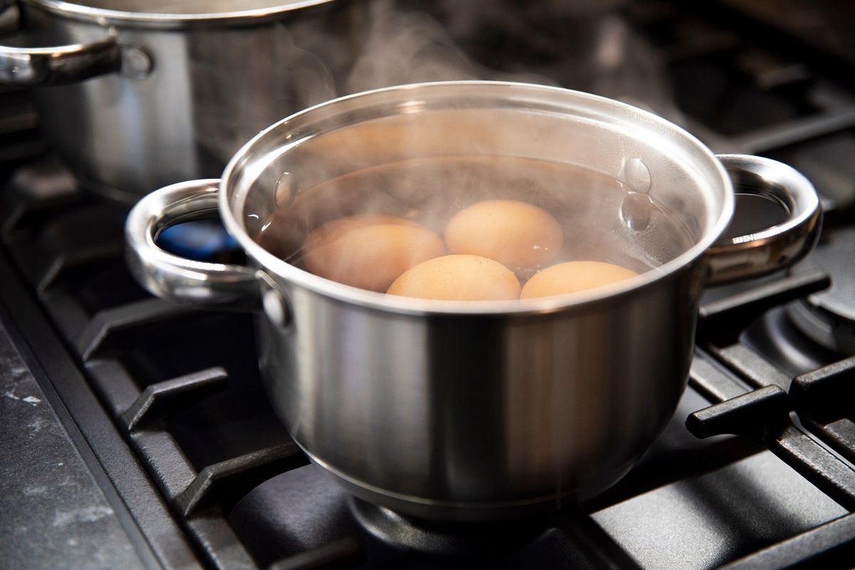 The mistake you are making when cooking eggs. How to avoid losing valuable nutrients?