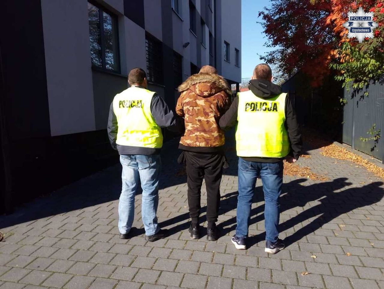 Rędziny: Wbił mężczyźnie nóż w plecy i  odjechał. 37-latek zatrzymany