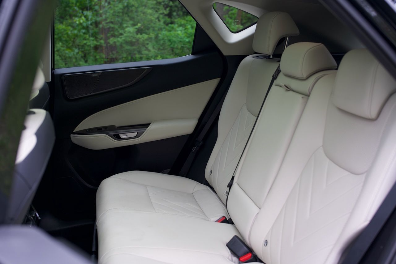 Lexus NX 350h
