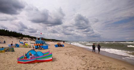 Sąsiedzi kłócą się o kawałek plaży. "Chcą tylko stawiać apartamentowce"