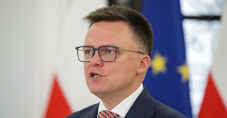 "Niedopuszczalne". Tłumaczenia Hołowni ws. przesłuchania
