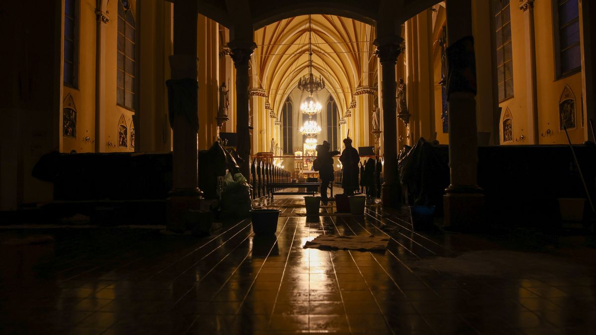 Zalany kościół w Mysłowicach