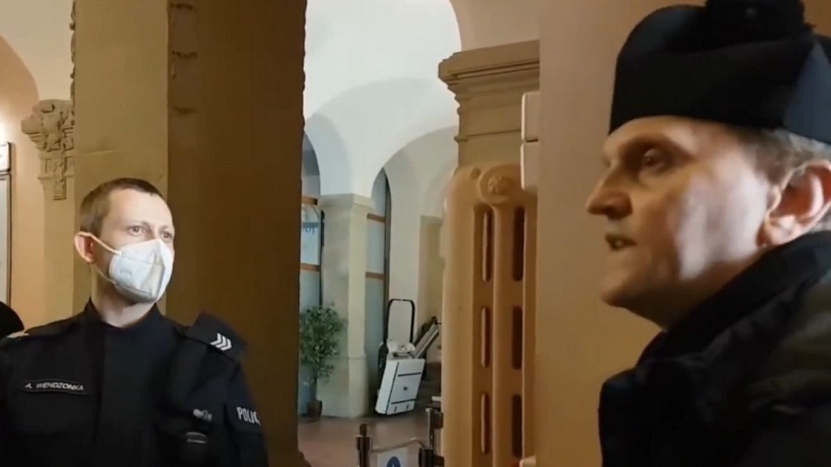 Bulwersujące zachowanie księdza Michała Woźnickiego w poznańskim sądzie. 