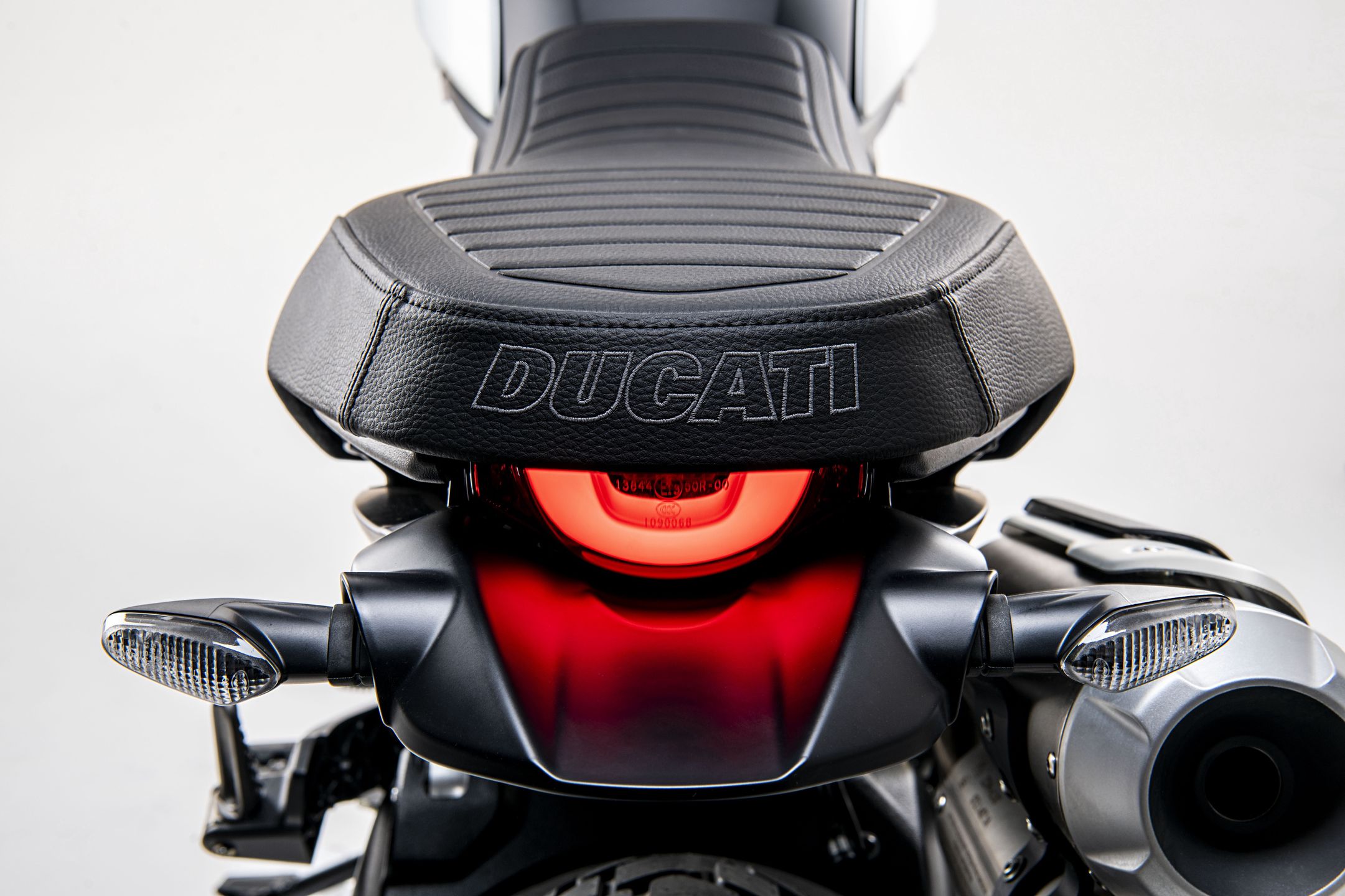 Ducati Scrabler 1100 Dark PRO